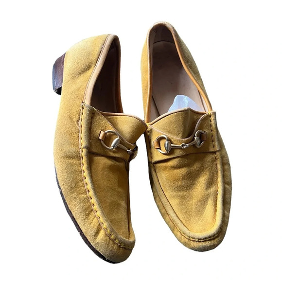 Gucci Yellow Suede Loafers size 39.5 AA